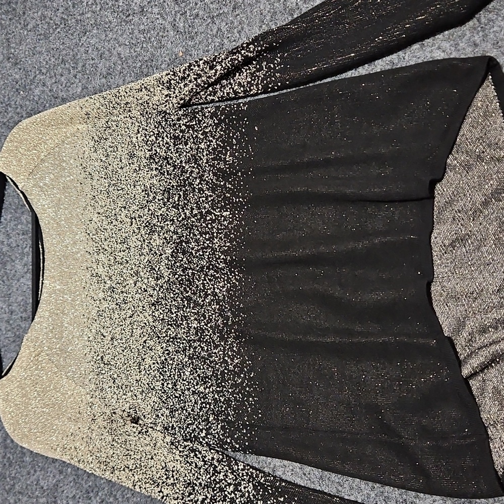 White House Black Market gold & black long sleeved sweater size medium
